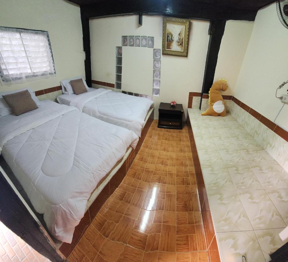 Cozy Nest Cnx Hostel Chiang Mai Exterior foto